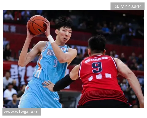 南京篮球队在杯赛中的强势表现与战术分析 南京篮球队在杯赛中的强势表现与战术分析